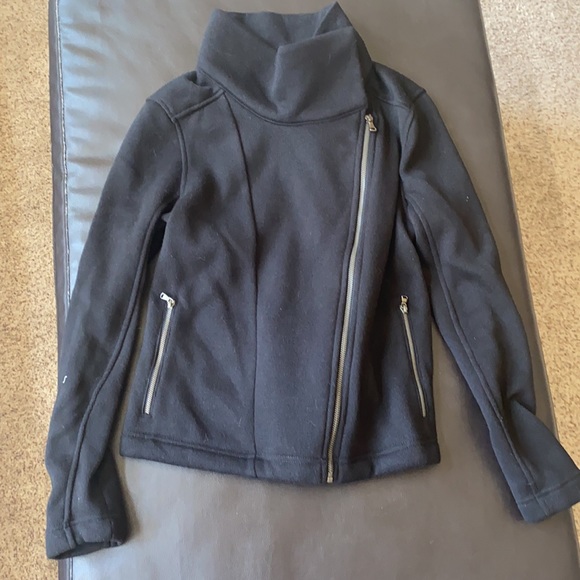 Black jacket - Picture 2 of 4